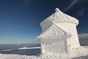 Śnieżka, kaplica św. Wawrzyńca pokryta szadzią