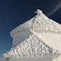 Śnieżka zimą, kaplica św. Wawrzyńca pokryta szadzią fotoPort.pl Krzysztof Romańczukiewicz